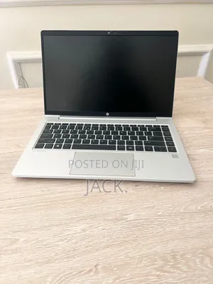 Laptop HP ProBook 445 G9 8GB AMD Ryzen 7 SSD 256GB