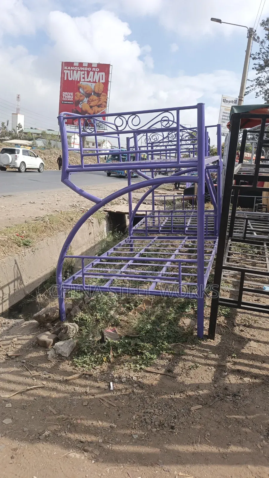 Curvey Metalic Double Decker, 4 Bottom 3.5 Top