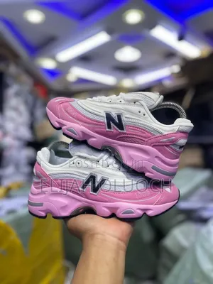 New Balance 1000 Peach 

Quality Leather