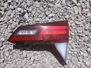 Honda Vezel Bootlight