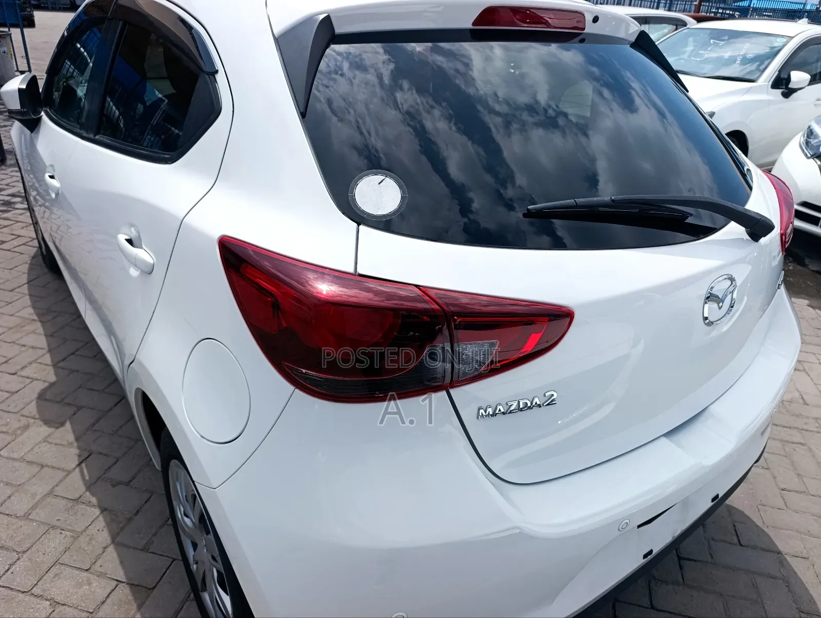 Mazda 2 2019 White