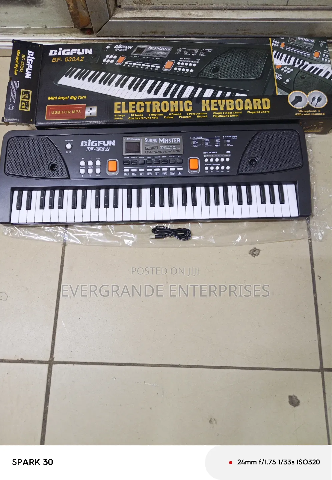 *Piano/Keyboard* 61 Key Keyboard