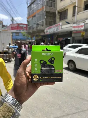 Oraimo Opn-373 Opensnap Clip Earbuds – Wireless Open Ear Bluetooth 5.3