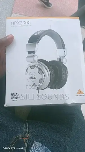 Behringer Hpx2000 High-Definition Dj Headphones.