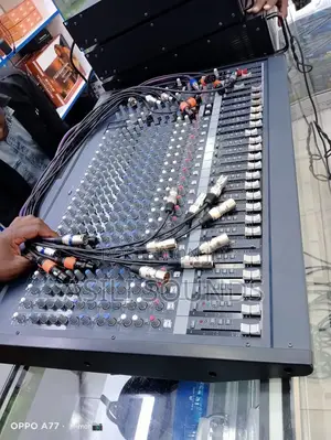 Allen Heath Zed-420 Analog Mixer