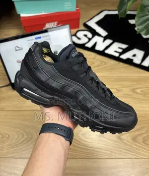 Air Max 95 Essential Triple Black Size 40-45