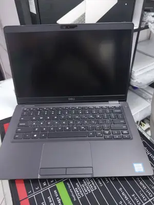 Laptop Dell Latitude 5300 8GB Intel Core i5 SSD 256GB
