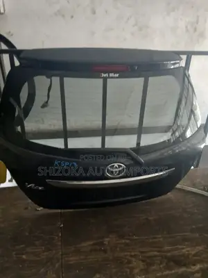 Toyota Vitz Ksp130 Tailgate / Boot Door 2010–2017 Original Ex-Japan