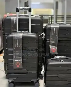 Size 4 Unbreakable Rubber Suitcase Black