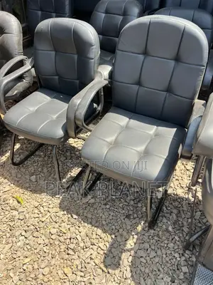 U Base Imported Office Chair