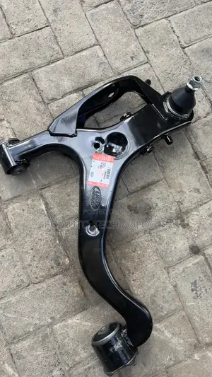 Lower Control Arm for Land Rover Discovery 4 and Range Rover Sport