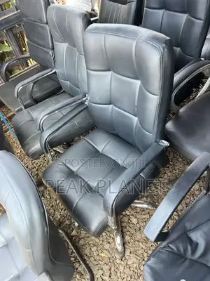 Comfortable Office Chair With Headrest