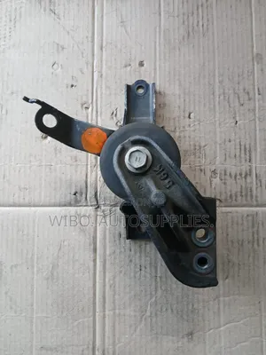 Toyota Axio New Model 1nr Engine Mount.