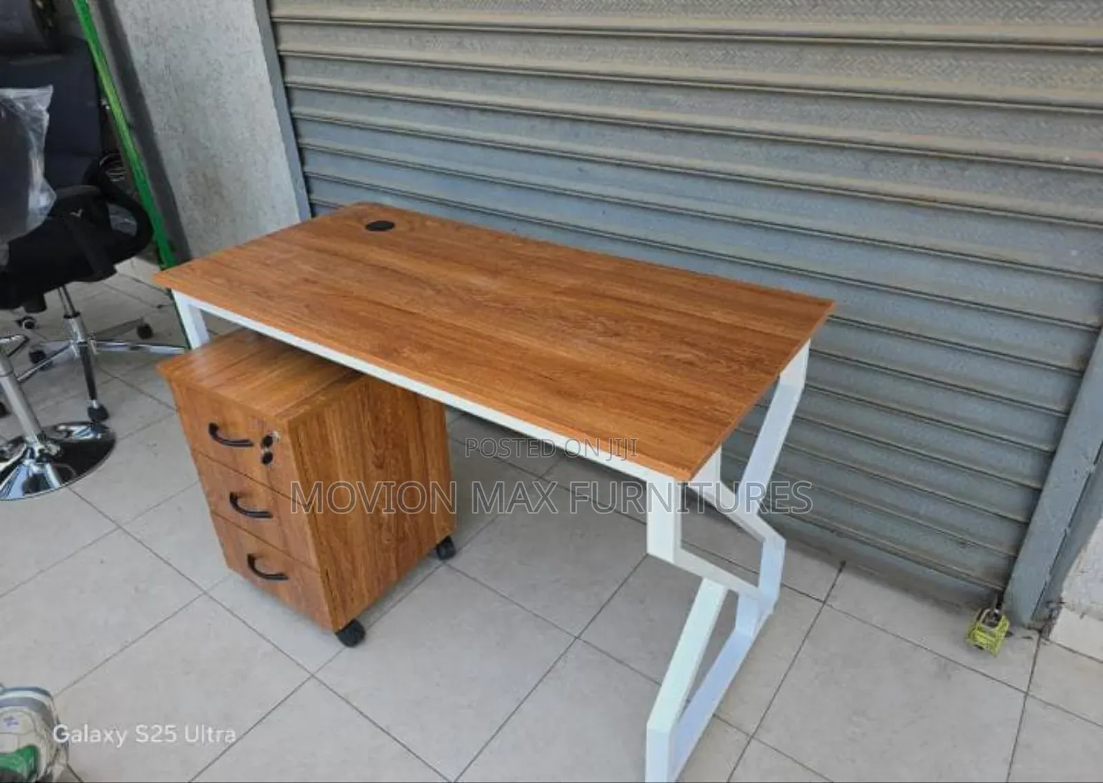 Pedestal +Metallic Stand Office Table