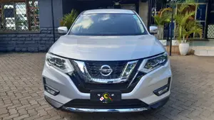 Nissan X-Trail 2.0 Petrol FWD 2018 Silver