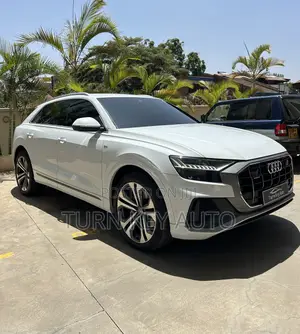 Audi Q8 3.0T Premium AWD quattro 2019 White