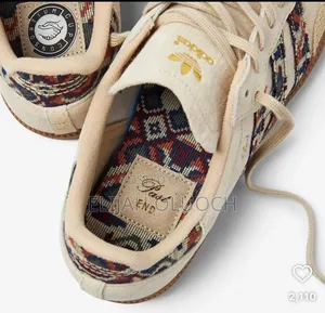 Adidas Samba Og “End Past “

Quality Leather 

Free Bag