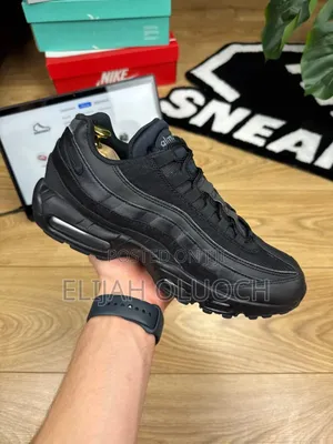 Nike Air Max 95 Essential Triple Black