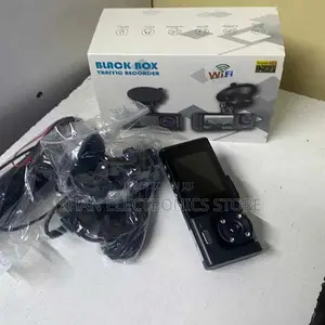 Loop Recording 3 Channel Front, Inside, Rear Camera 170° Wide Angle