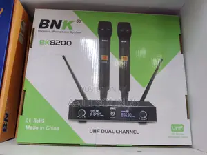 BNK Bk8200 Wireless Microphone System.