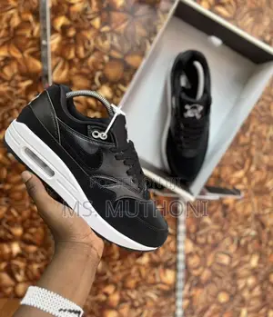 Nike Air Max 1 Premium Black Silver Swoosh 36 -45
