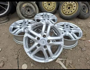 V8 Cygnus, Amazon Size 20inch Wheels