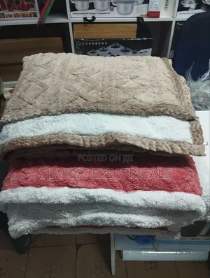*Heavy Sherpa Fleece/Throw Blanket