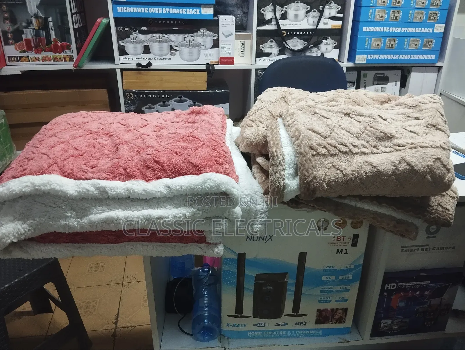 *Heavy Sherpa Fleece/Throw Blanket