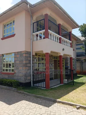 4bdrm Mansion in In A Gated Court, Gateway Mall Area for rent