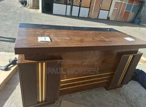 Furniture Table :Executive Computer Desk With Lock and Side Cabinet