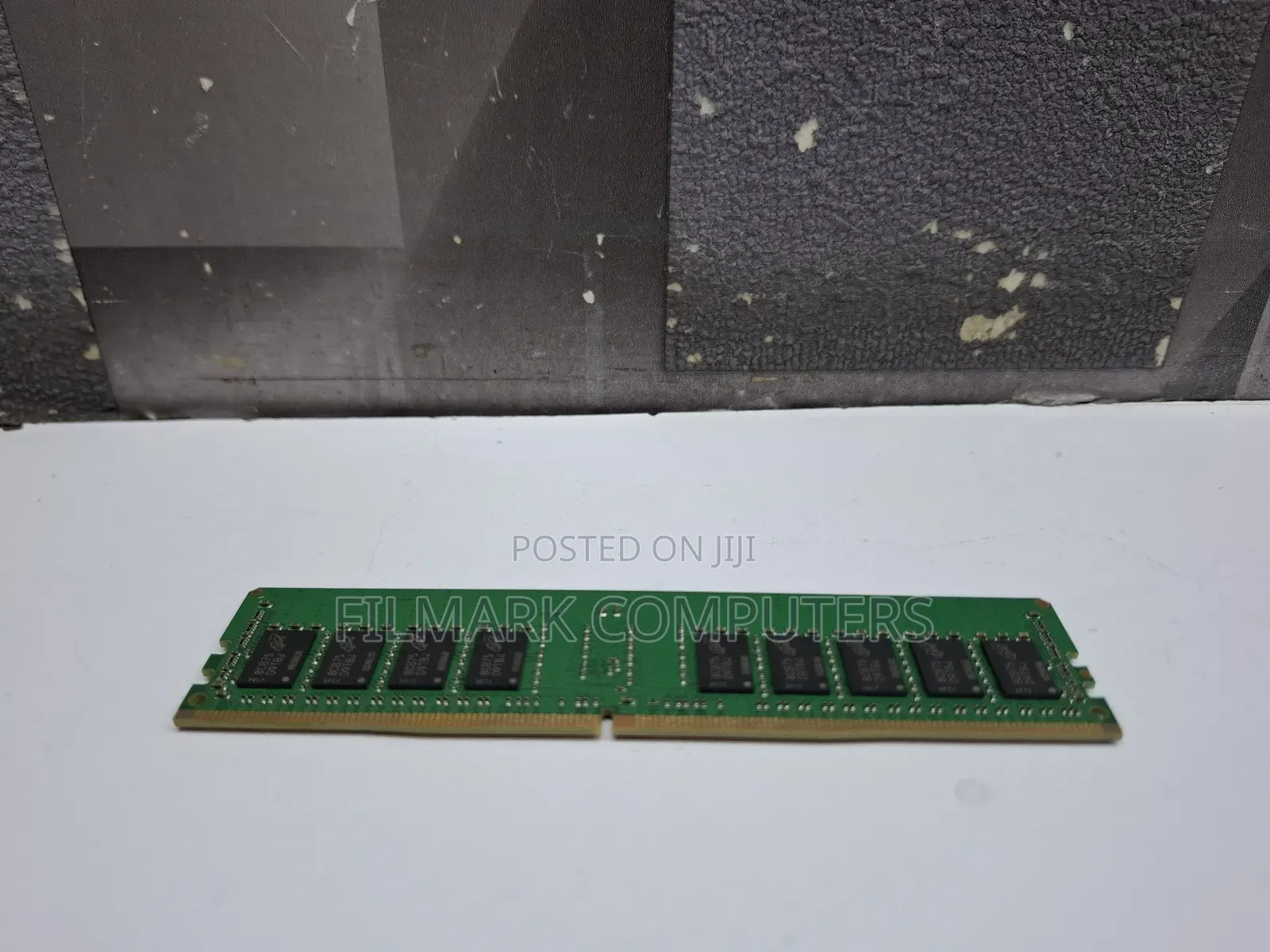 Micron 16gb 1rx4 Pc4-2400t-Rc1-11 Server Ram