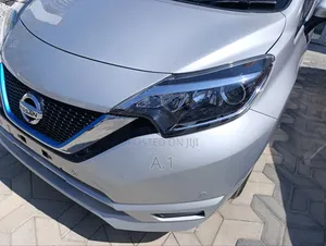 Nissan Note 1.2 Hybrid 2018 Silver