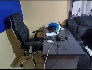 Executive Chair With Desk