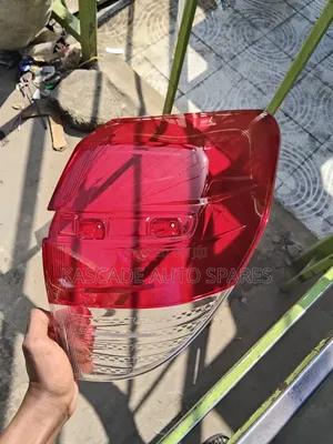 Taillight Lens Toyota Vanguard