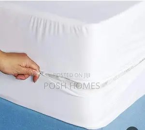 Quality Mattress Protector With Zips