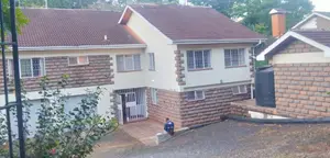 5bdrm Bungalow in Kitisuru for rent