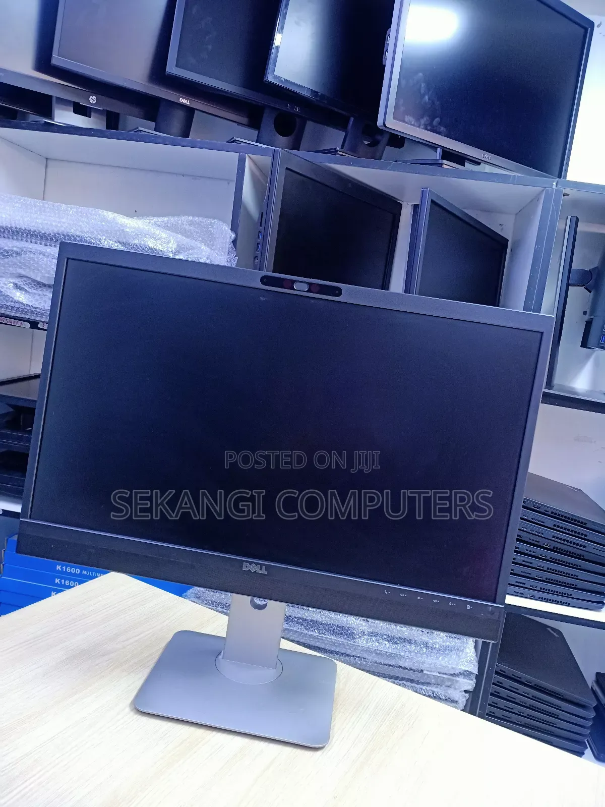 Dell 24 Inches With Speakers and Camera