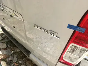 Toyota HiAce 2018 Silver