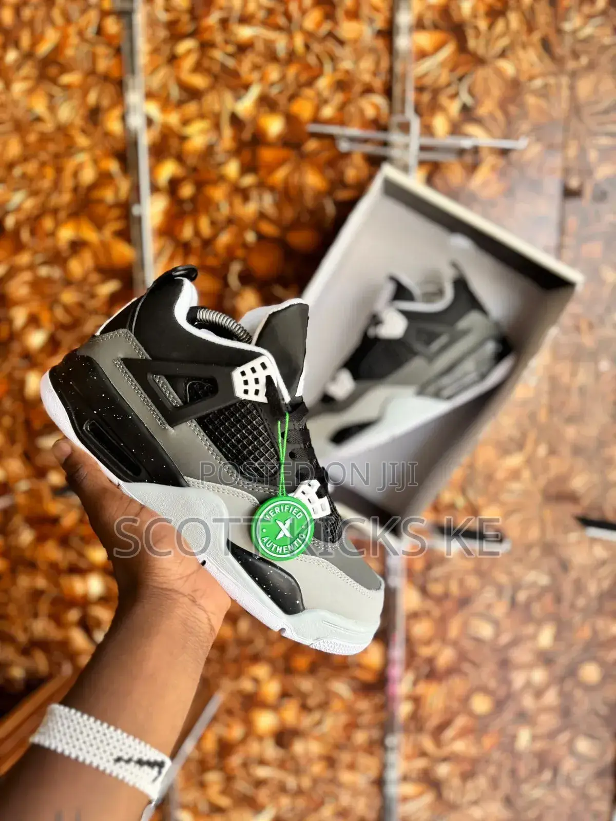Air Jordan 4 'Fearpack'