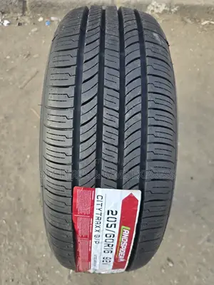 205 /60 R16 Landspider Tyres (Highway)