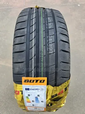 225 /45 R19 Boto