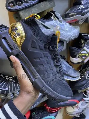 Under Armour Hike Master