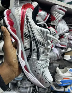 Asics Gel Kayano 14