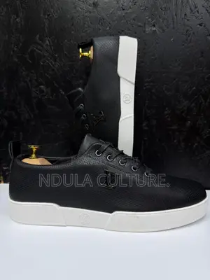 (Lv) Louis Vuitton Resort Sneakers Casuals