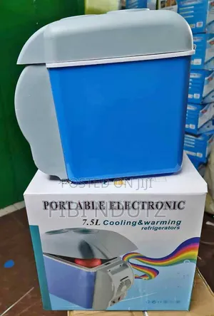 Car Refrigerator/Smart Car Refrigerator 7.5litres