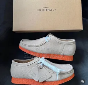 Clark’S Original Grey “🐾

Quality 👌