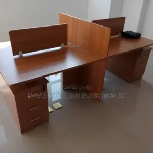 Four Seater Office Workstation