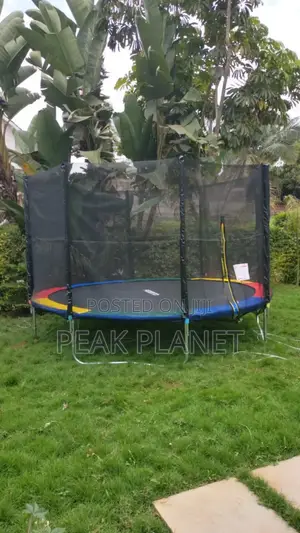 Trampoline With Safety Enclosure