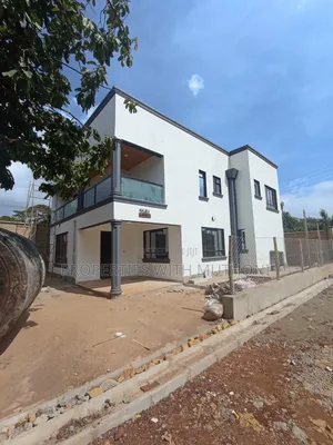 4bdrm Maisonette in Kibiku for sale