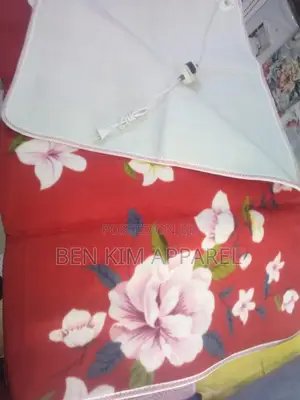 Red White Flowers Electric Heated Blanket 120cms by 150cms Flower's